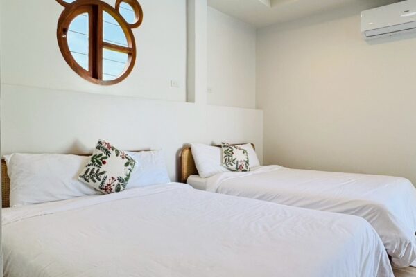 LINE_ALBUM_PHR_250930_31